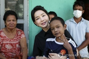 대통령실, 김 여사 환아 방문시 조명 사용 논란에 