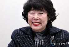 [인생3막 기업]하이힐 신은 시니어 패셔니스타 뉴시니어라이프