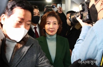 윤상현 