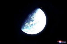 北 김정은, ICBM 발사 참관…