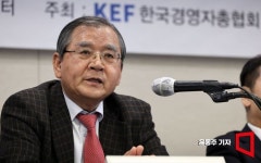 [포토] 발언하는 김대환 일자리연대 상임대표