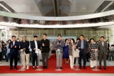 성동구 응봉교 하부 주민쉼터 개장