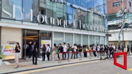 오픈런 부르는 유명버거 韓상륙작전…해외 가고픈 욕망 채워줘