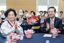 영등포구, 늘푸름학교 첫 동창회 열어
