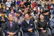 광진구 능동로시장 ‘가을낭만 음맥축제’ 열어