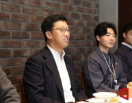 이우일 유니드 대표, 직원들과 적극적 소통 행보