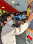 고령사회…경로당 와이파이 깔고 키오스크 사용 교육하는 서대문구