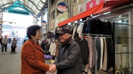 김경희 이천시장, 장호원전통시장 방문