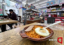 삼겹살부터 회까지…영토 확장 편의점 매출 쑥쑥