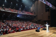 박강수 마포구청장 ‘효심 가득’ 어르신 위한 콘서트 참석