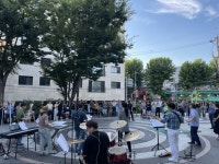 MZ세대 몰려 핫플로 뜨는 ‘방배카페골목’
