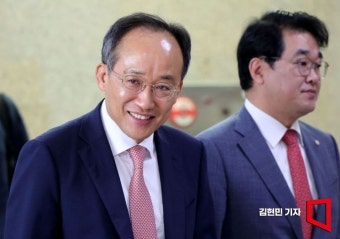 [포토] 비대위 참석하는 추경호 원내대표