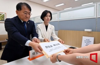 [포토] 조국혁신당, 1호 법안으로 ‘한동훈 특검법’ 발의