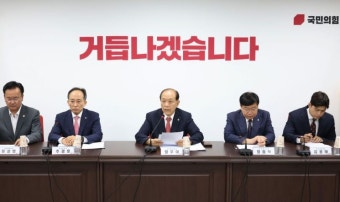 황우여, 7월 전대 시사…올림픽 개막 전