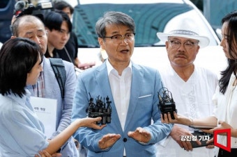 ‘명품백 전달’ 최재영 목사 7시간 경찰 조사