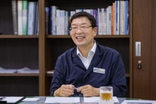 김경호 광진구청장 백일헌 부구청장 영전에 함박 웃음 지은 사연?