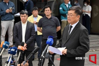 [포토] 화성 화재 사고 관련 사과문 발표하는 박순관 대표