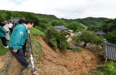 물폭탄에 충남 문화재도 큰 상처...부여 나성 등 16곳 피해