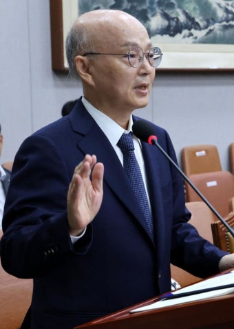 안창호 국가인권위원장, 5·18 민주화운동 기념식 참석 포기…논란 여전 현장에서 계속되며 협력 강조