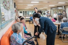 이수희 강동구청장, 추석 앞두고 사회복지시설 등 방문