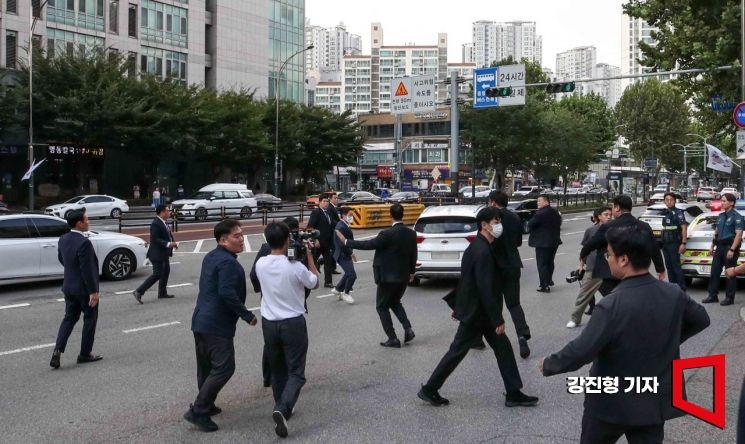 용산구청장 무죄, 용산경찰서 전 서장 금고 3년형
