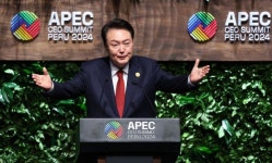 尹, 'APEC CEO 서밋'서 기조연설…'APEC AI 표준 포럼' 창설 제안