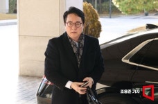 [포토] 출근하는 심우정 검찰총장