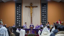광주 천주교 사제·신도들...尹 퇴진 촉구 시국미사