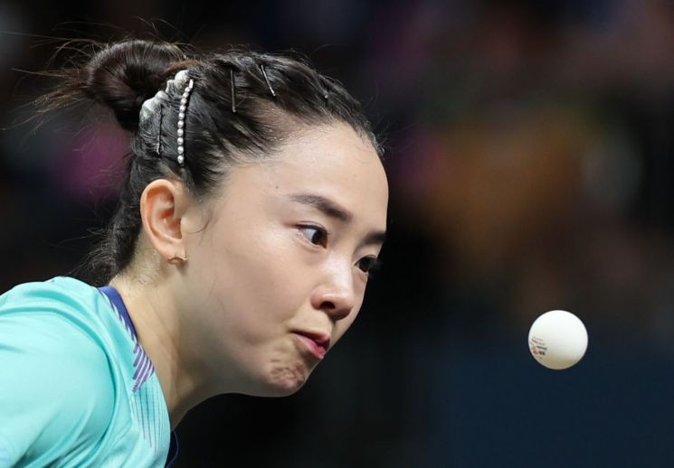 한국 여자탁구의 영혼의 콤비, 신유빈 vs 전지희 고별전에서 신유빈의 완승