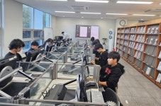 부산 구포도서관, 웹툰 교실 오픈… 학교 연계 디지털 창작체험