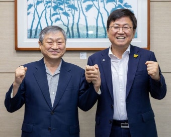 최교진 세종교육감 찾아간 '박백범 전 교육부 차관' 왜?