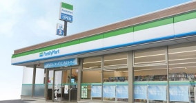 청소부터 재고관리까지…日 편의점 1인 3역직원 누군가 했더니