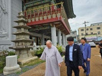 [동정] 서호관 마산합포구청장, 정법사 방문