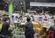 [날씨는 죄가없다]②3초컷 농산물 낙찰…그들만의 리그 도매價