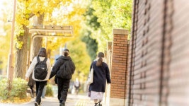 집안일 배우러 학교 다니나…100년 넘은 대표 브랜드 가정학부 없애는 日 여대