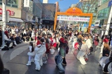 빛으로 만든 양산 젊음의 거리, 빛의 향연으로 연말 대미 장식