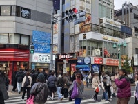 韓국적 갖고싶다 뜨거운 인기…日돈키호테 점령한 K뷰티[K웨이브3.0]⑦