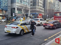 터지기 전에 탈출하자…고령화에 파산 위기 서울개인택시 복지회