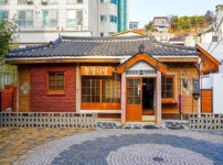 낡은 여관이 갤러리로…통영 구도심, 지붕 없는 박물관 됐다