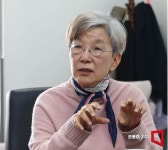 [문화人터뷰]박정희 단장 속도의 시대, 보폭 지키는 연극의 가치는 더 또렷해지죠