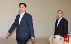 [포토] 회의 참석하는 구윤철 부총리와 신현송 한은총재