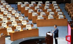 [포토] 무제한 토론하는 김태규 국민의힘 의원