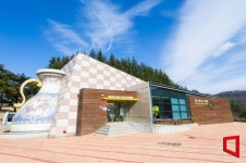 김천시, 세계도자기박물관 새 단장