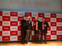 스마트폰으로 누구나 영화감독 되는 세상