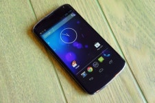 넥서스4 한국 진입장벽은 가격