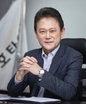 [넘버스]'파업 기로' 금호타이어, 전대진 대표의 묘수가 필요하다