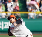 [박동희의 현장 속으로] 8개 구단의 철인 혹은 마당쇠들