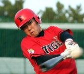 [박동희의 현장 속으로] 8개 구단의 철인 혹은 마당쇠들