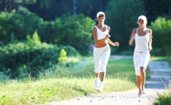 숲속 조깅, 체육관보다 정신건강 2배 좋아