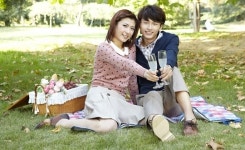 “돈이 없어서....” 결혼 미루는 싱글들 많다